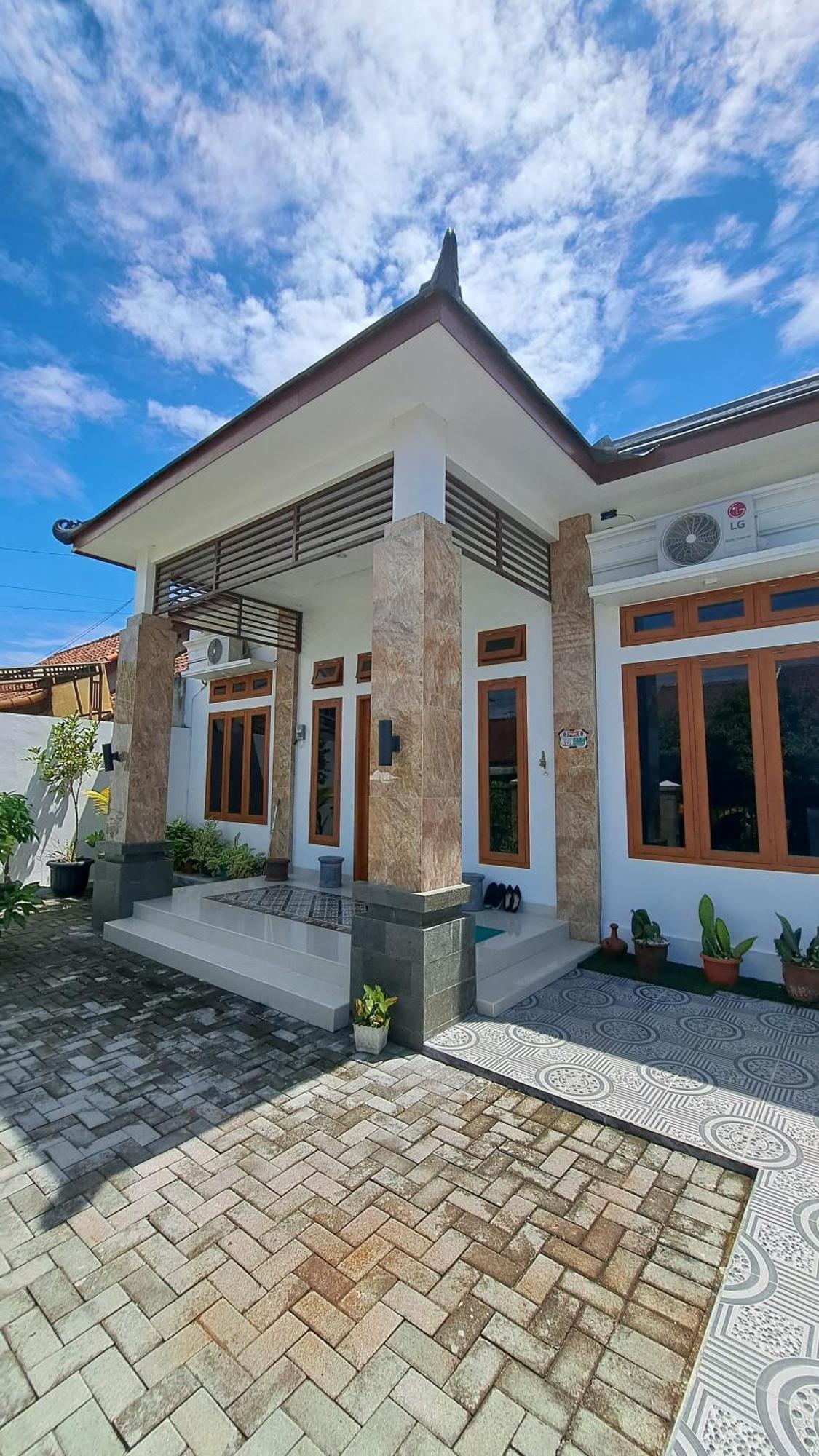 Family Homestay Near Malioboro Yogyakarta Ngoại thất bức ảnh